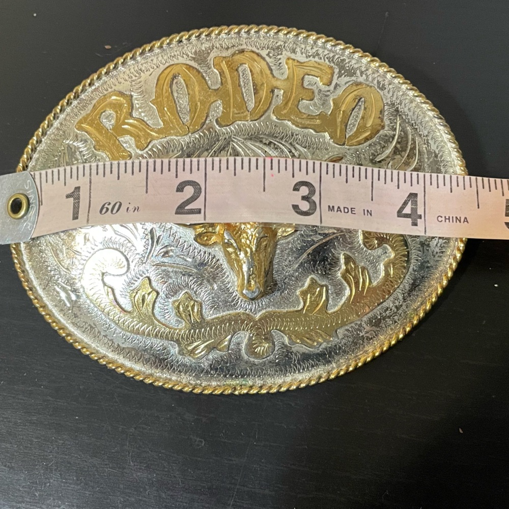 Silver and Gold Rodeo Belt Buckle - Picture 2 of 4